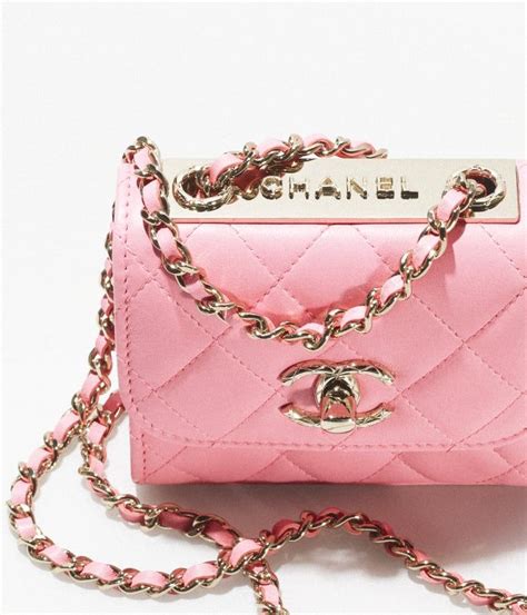 chanel medium clutch with chain|Chanel clutch with chain 2022.